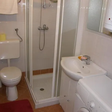 Apartment Im Hafen Und In Der Fussgaengerzone *
