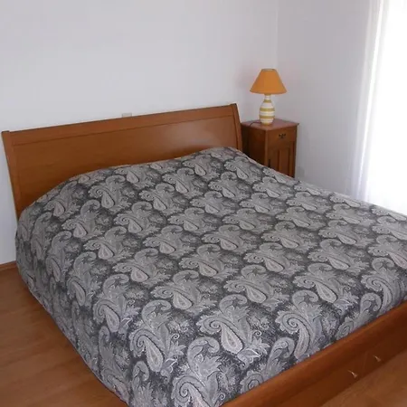 Im Hafen Und In Der Fussgaengerzone Apartment